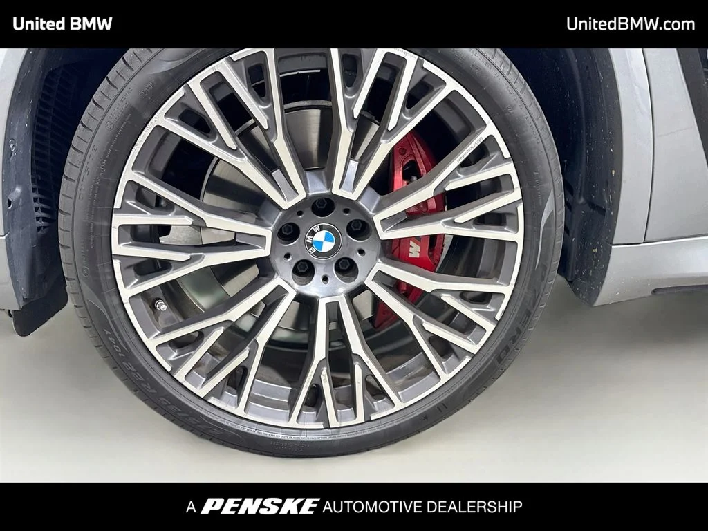 Certified Used 2025 Skyscraper Grey Metallic BMW sDrive40i image 9