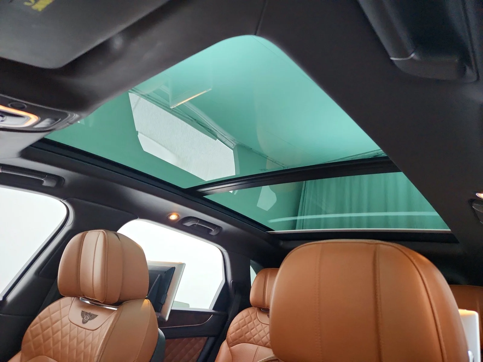 Used 2017 BLACK Bentley W12 image 18