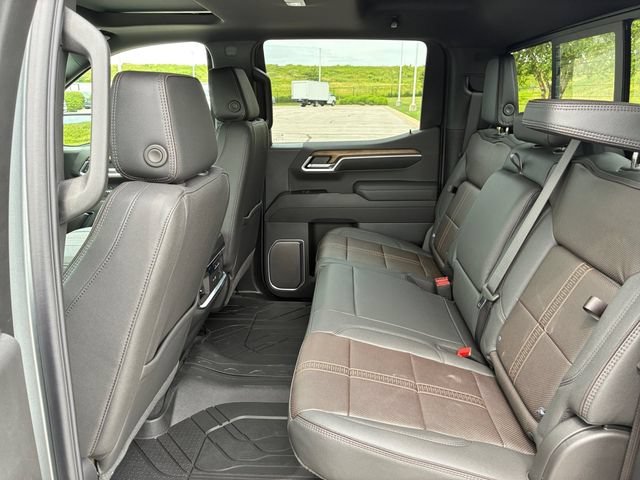 2026 Chevrolet Silverado 1500 High Country - Photo 17