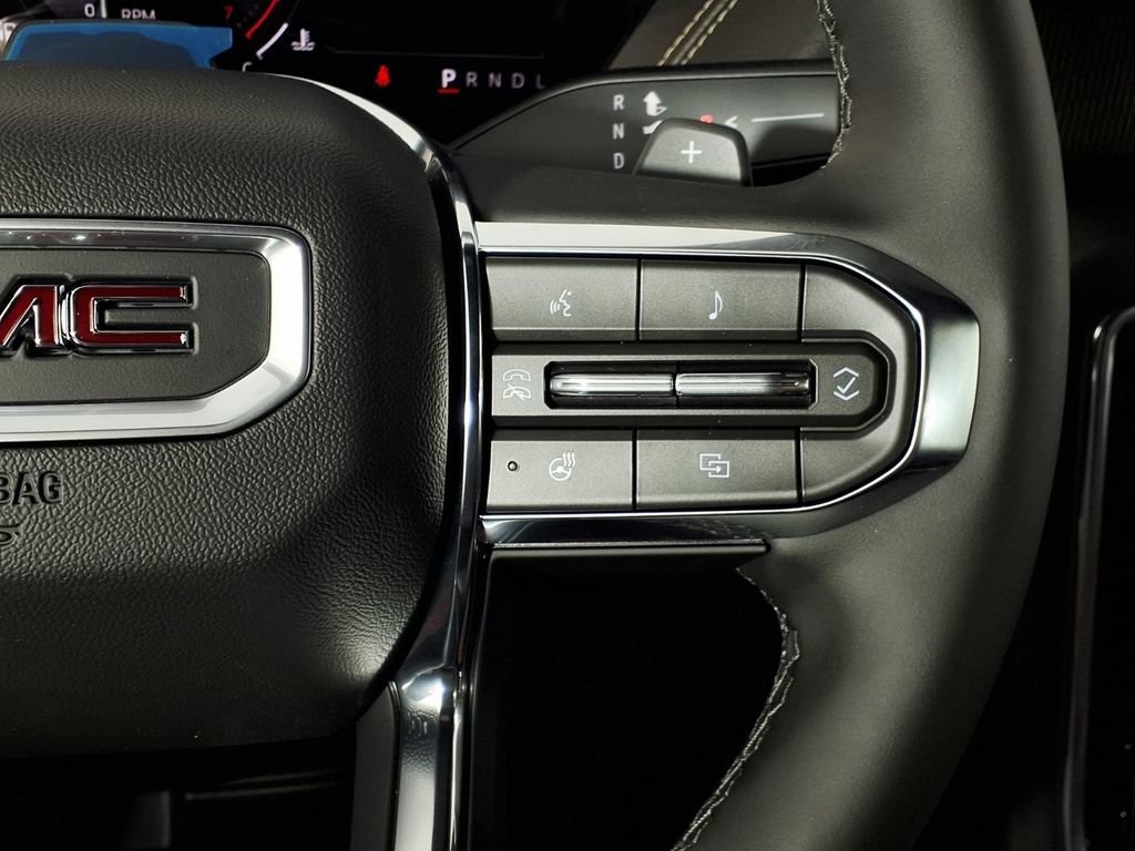 New 2026 Onyx Black GMC Elevation image 19