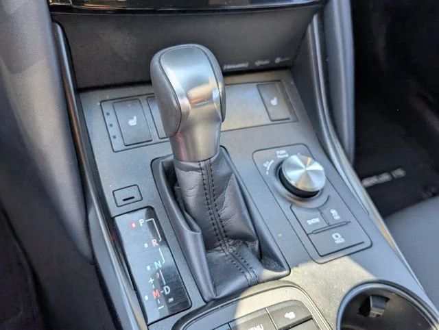 Used 2025 White Lexus 350 F SPORT Design image 29