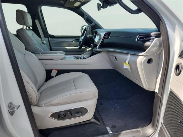New 2026 Bright White Clearcoat Jeep Grand Wagoneer image 24
