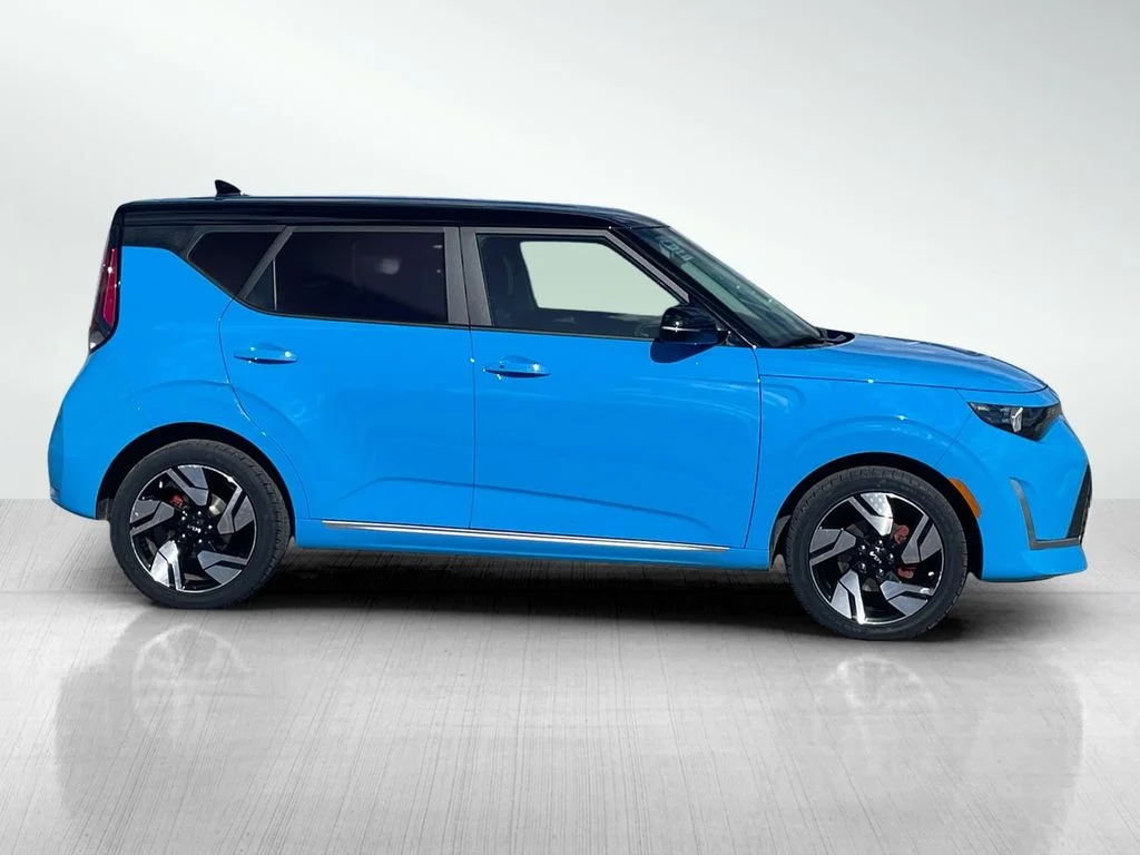 Used 2024 Surf Blue w/Black Roof Kia GT-Line image 2