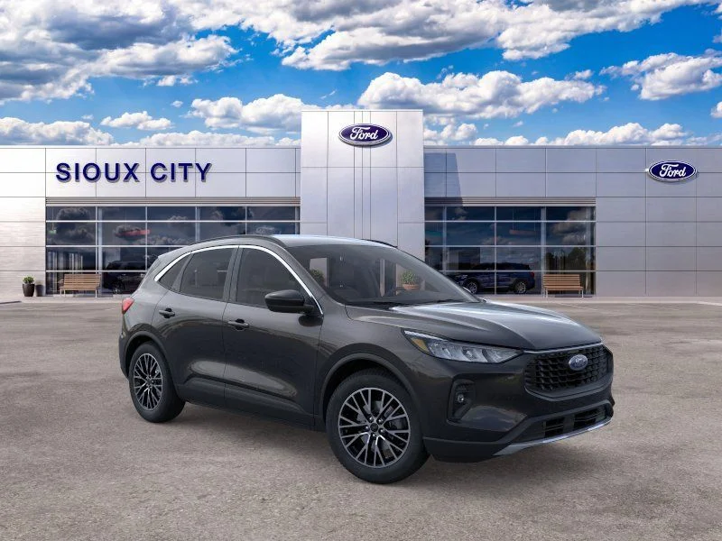 New 2025 Agate Black Metallic Ford Plug-in Hybrid image 7