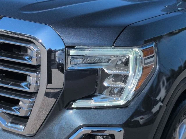 Used 2021 Blue GMC SLT image 9