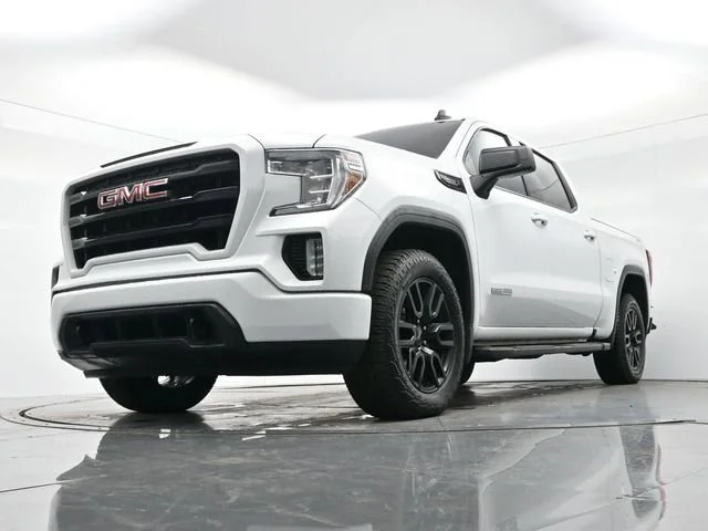 Used 2021 SUMMIT WHITE GMC Elevation image 23