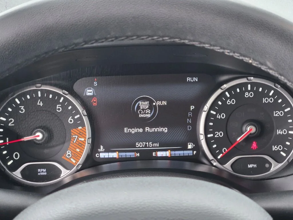Used 2021 Teal Jeep Latitude image 31