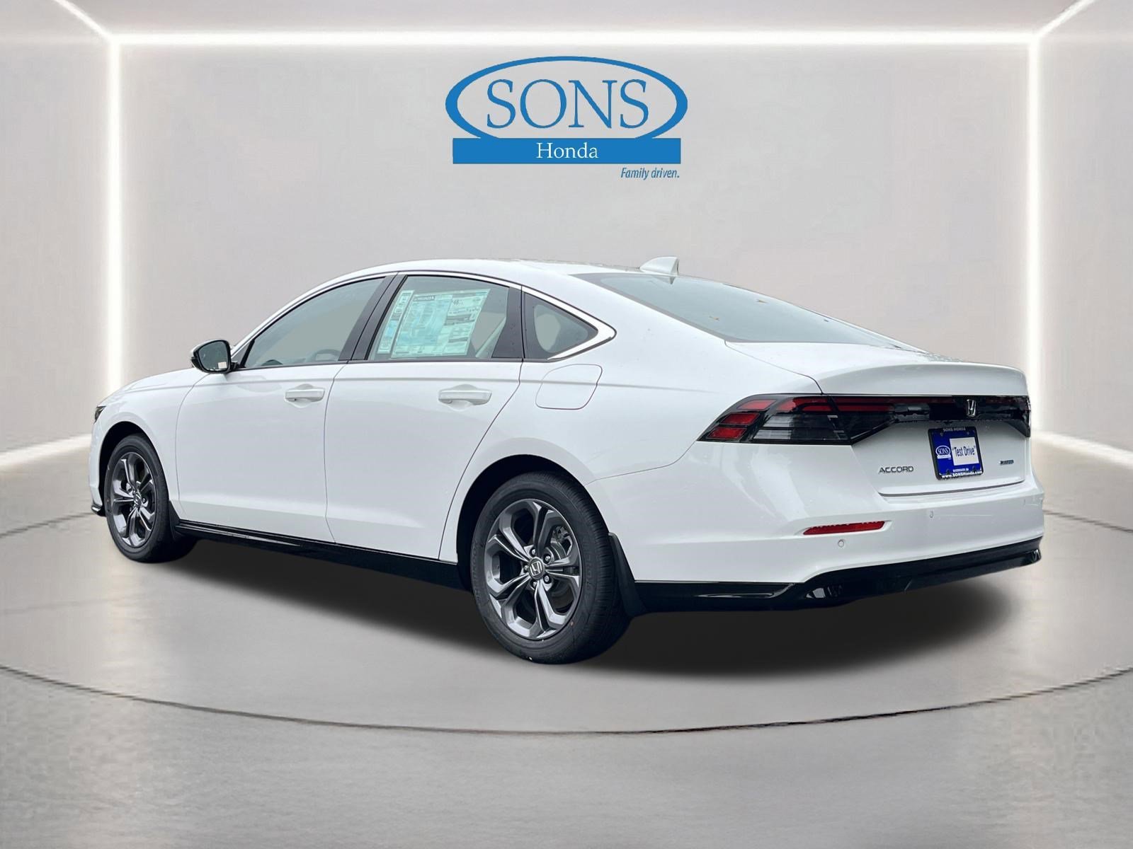 2025 Honda Accord Hybrid EX-L - Photo 25
