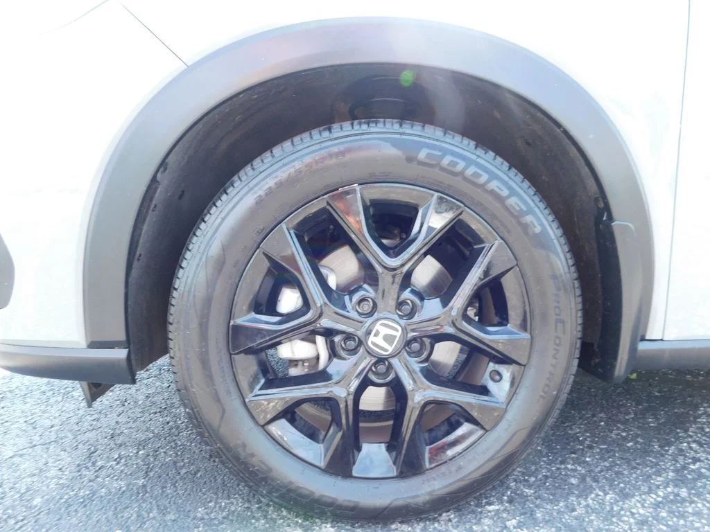 Used 2024 Gray Honda Sport image 10