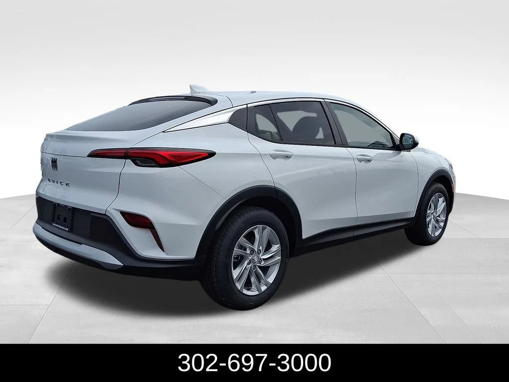New 2026 Summit White Buick Preferred image 6