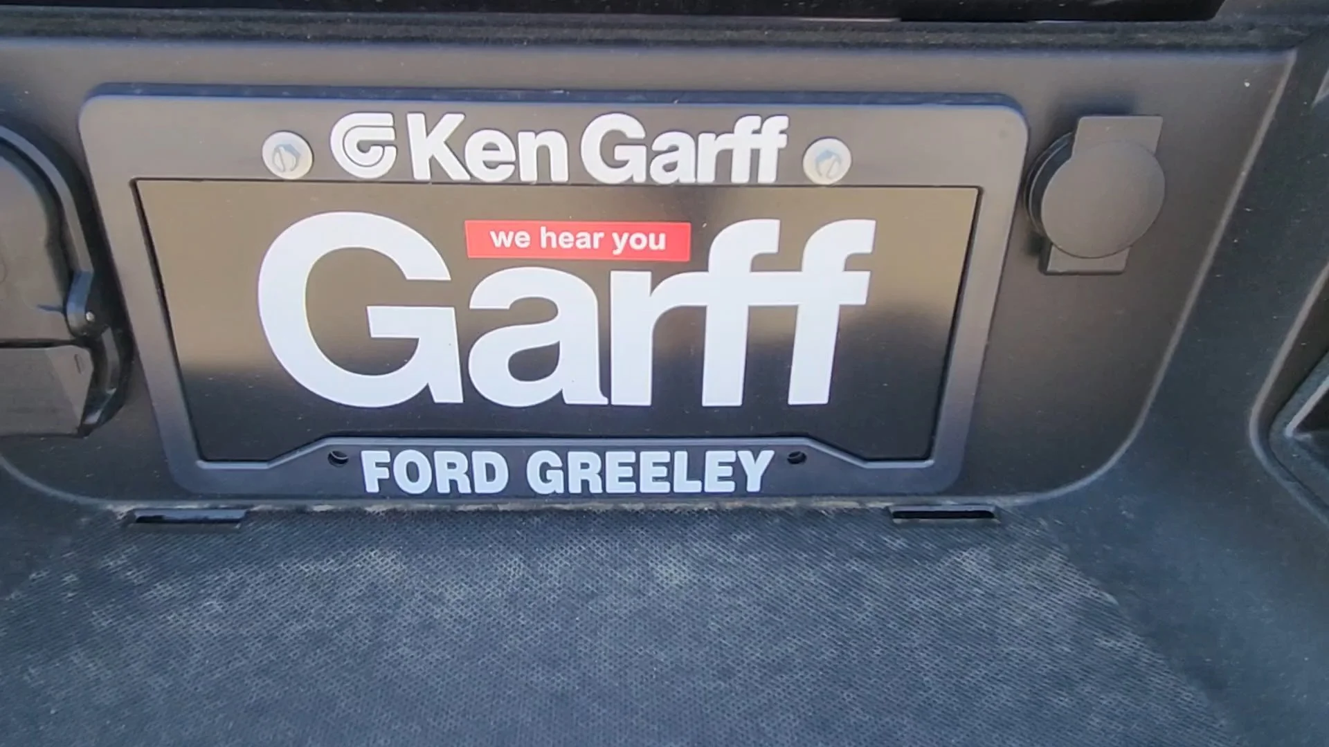 New 2026 Carbonized Gray Metallic Ford LARIAT image 20