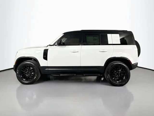 New 2026 Fuji White Land Rover S image 8