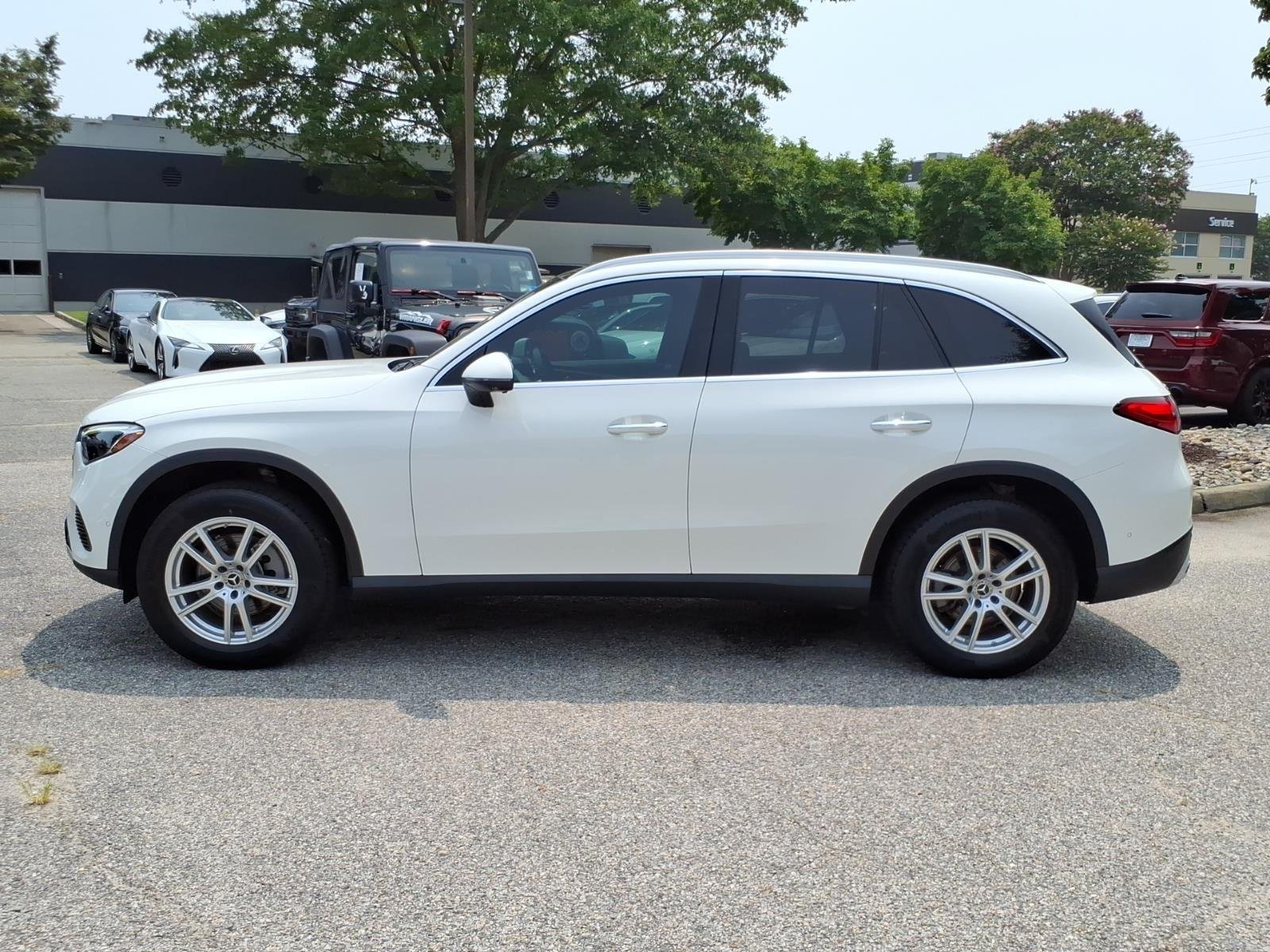 Used 2023 POLAR WHITE MERCEDES-BENZ  image 3