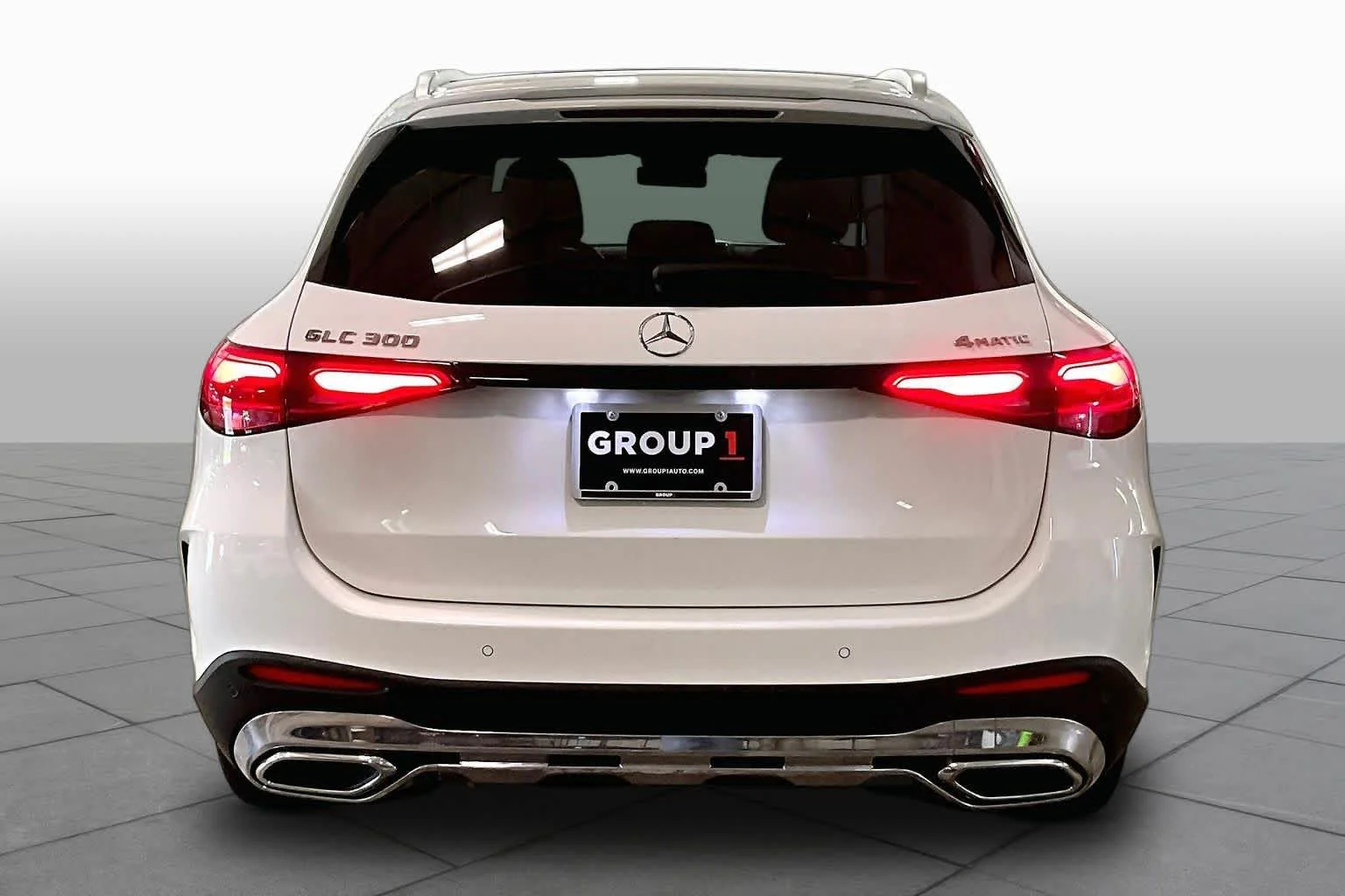 Certified Used 2024 Polar White Mercedes-Benz GLC 300 image 5