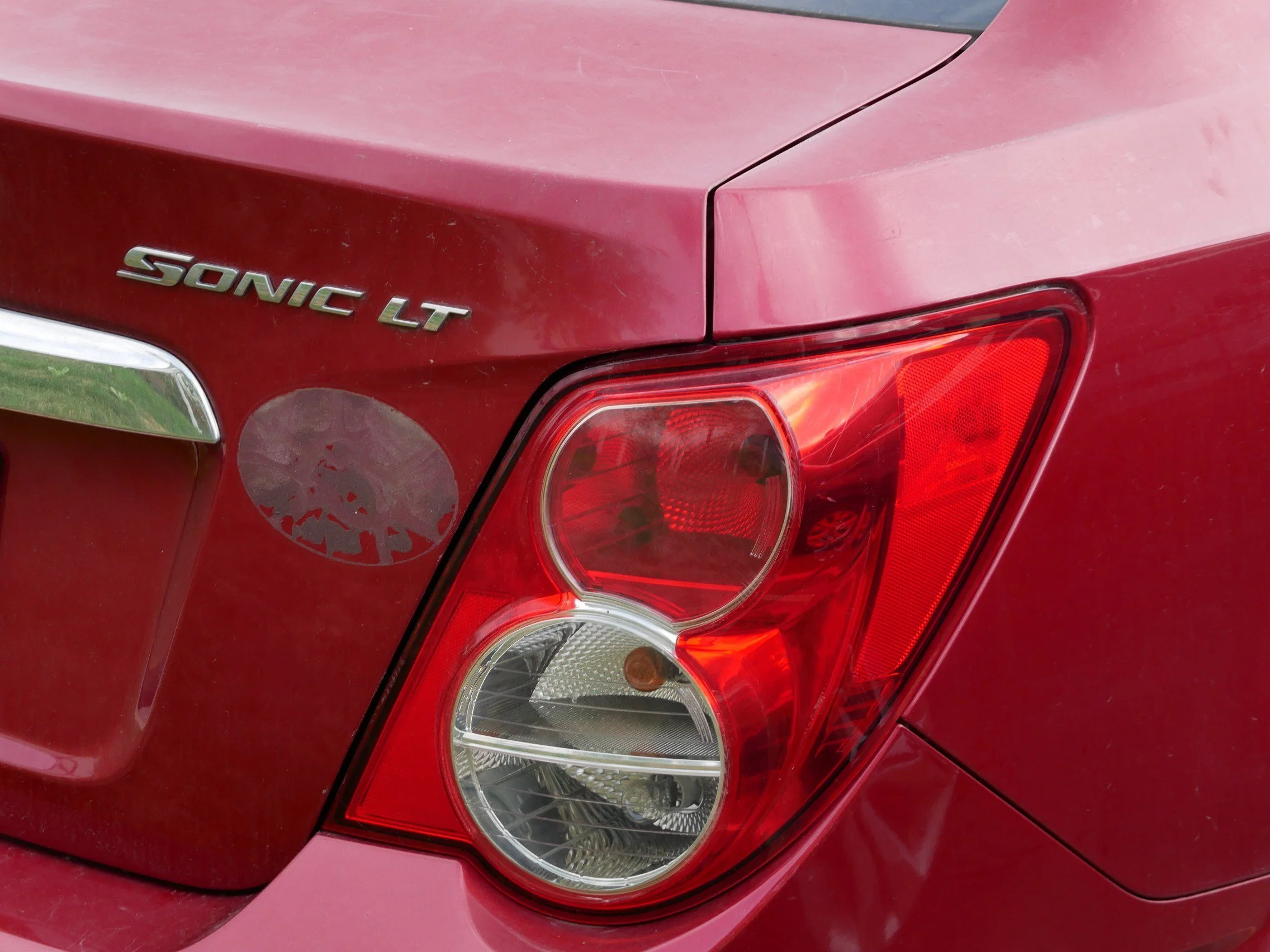 Used 2015 Crystal Red Tintcoat Chevrolet LT image 8