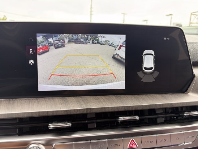 Certified Used 2024 White Pearl Kia EX image 17