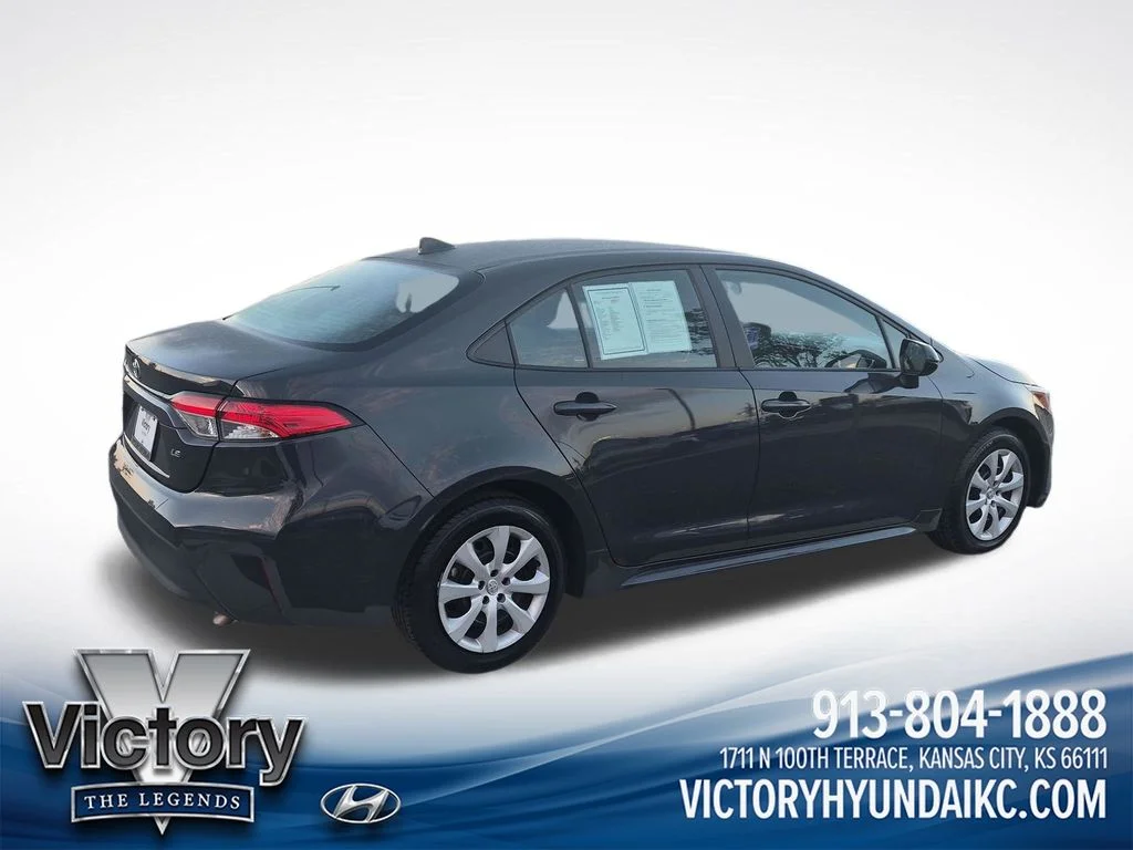 Used 2024  Toyota LE image 5