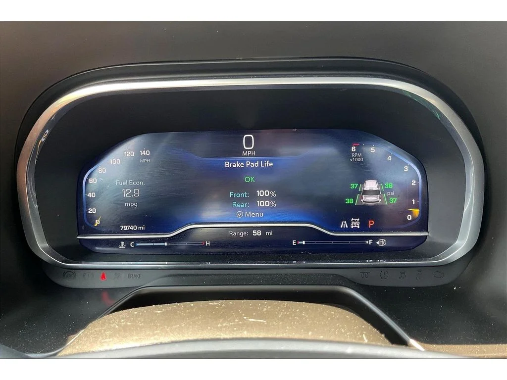 Used 2023 Silver Sage Metallic Chevrolet Premier image 14