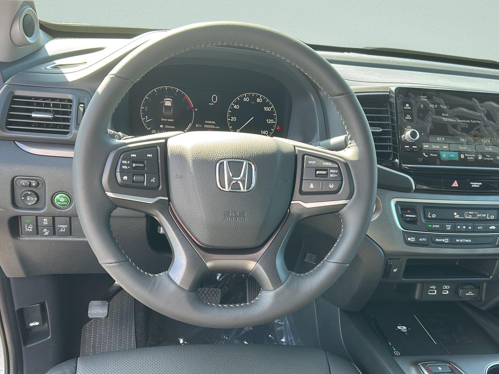 New 2026 Platinum White Pearl Honda RTL image 23