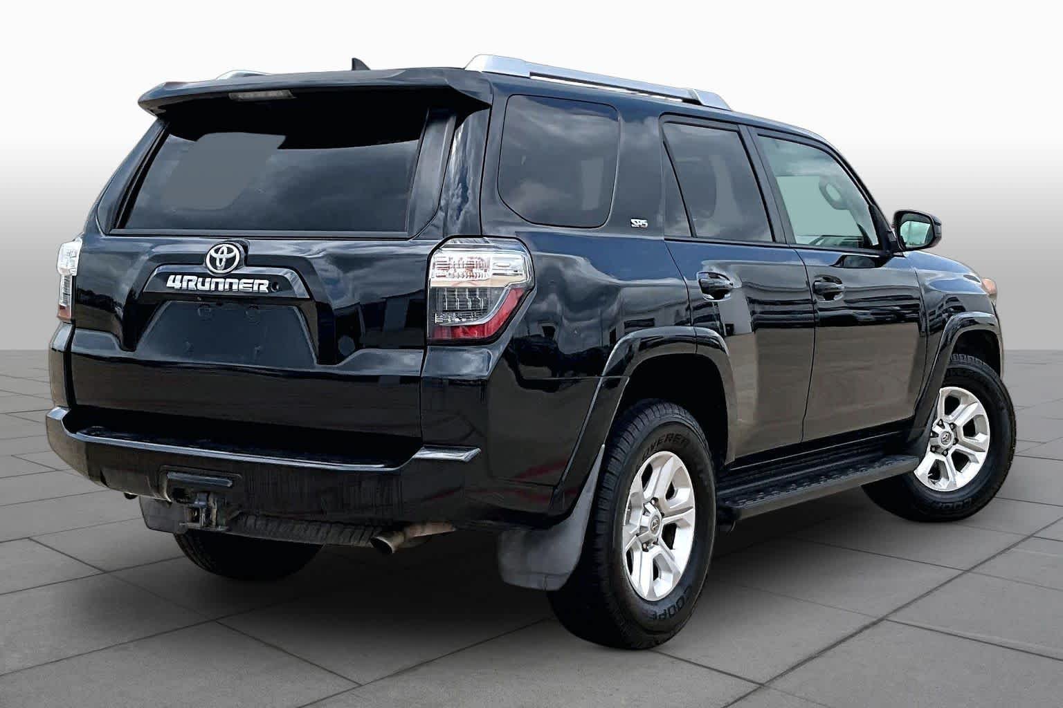 Used 2015 Attitude Black Metallic Toyota SR5 image 13