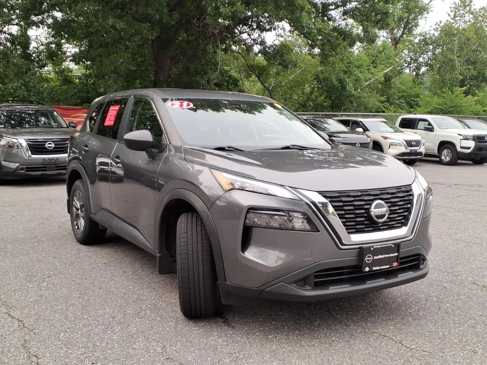 Certified Used 2021 Gun Metallic Nissan S image 3