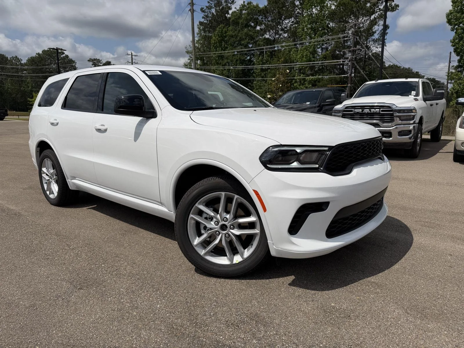New 2026 White Knuckle Clear-Coat Exterior Paint Dodge GT image 3