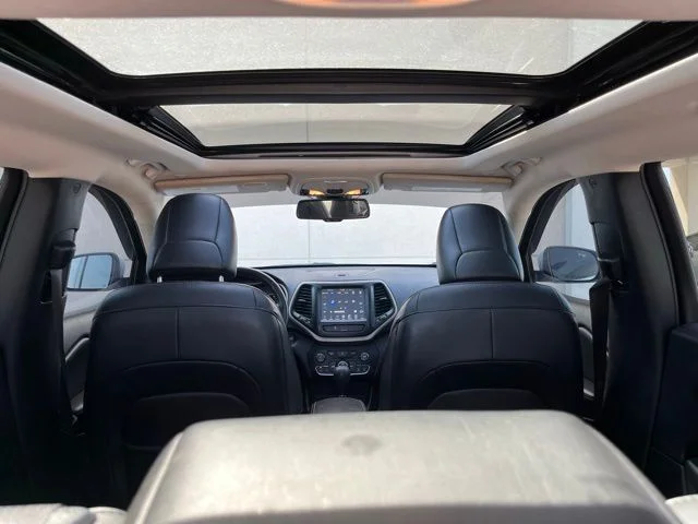 Used 2018 White Jeep Limited image 30