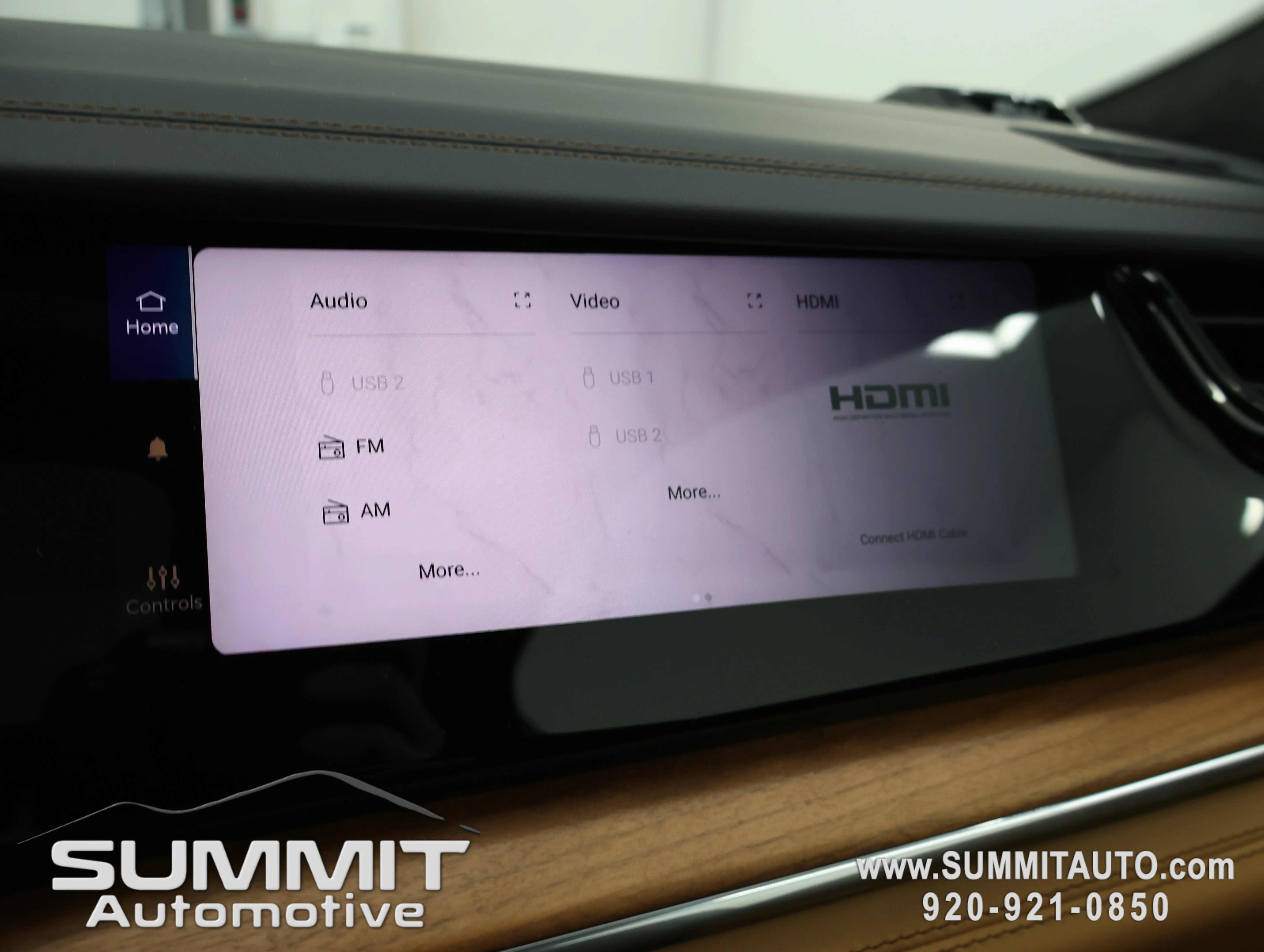 New 2026 Diamond Black Crystal Pearl-Coat Exterior Paint Jeep Summit image 88