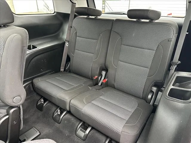 Used 2023 Blue GMC SLE image 18