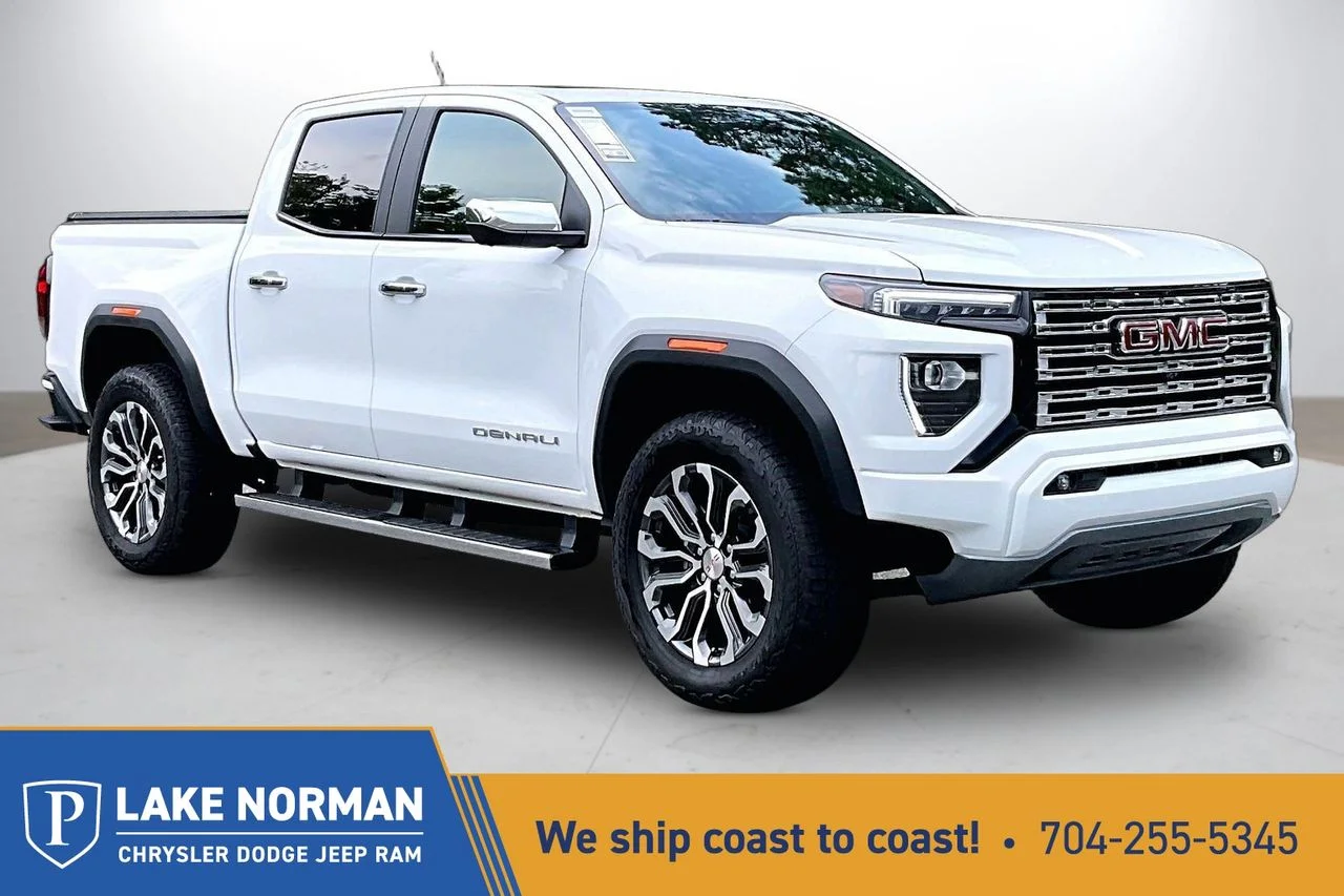 2024 GMC Canyon 4WD Denali Crew Cab Short Box's photo