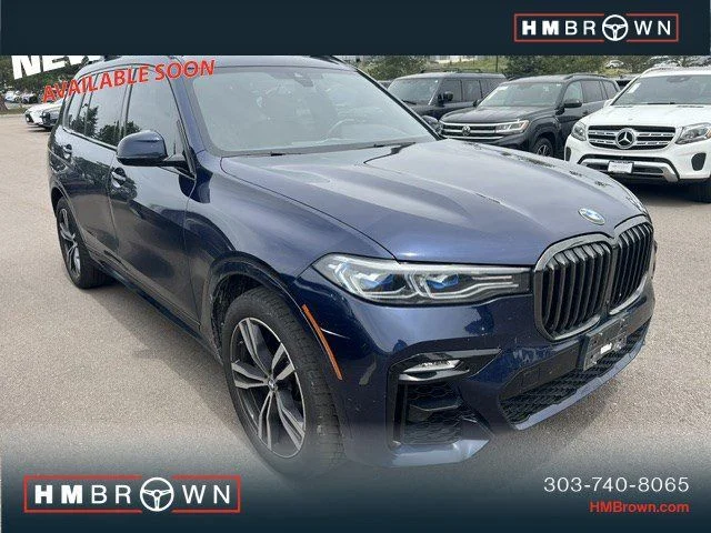 2022 BMW X7 M50i's photo
