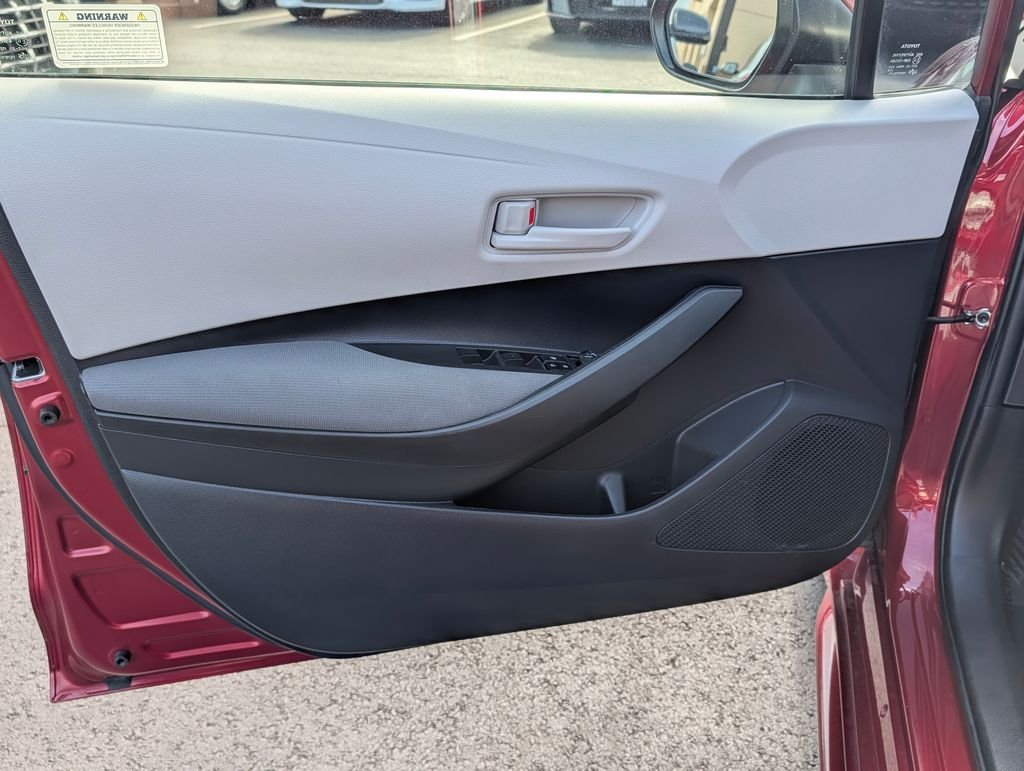 2023 Toyota Corolla LE - Photo 15