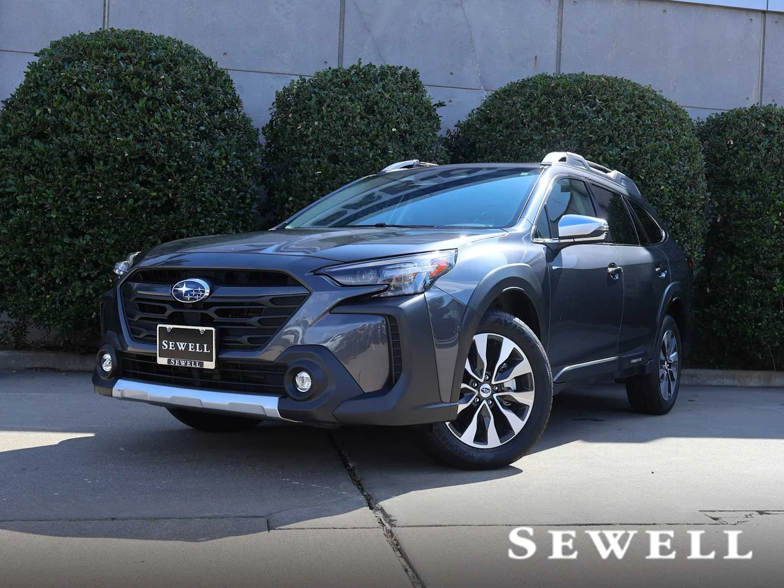 2025 Subaru Outback Touring XT's photo