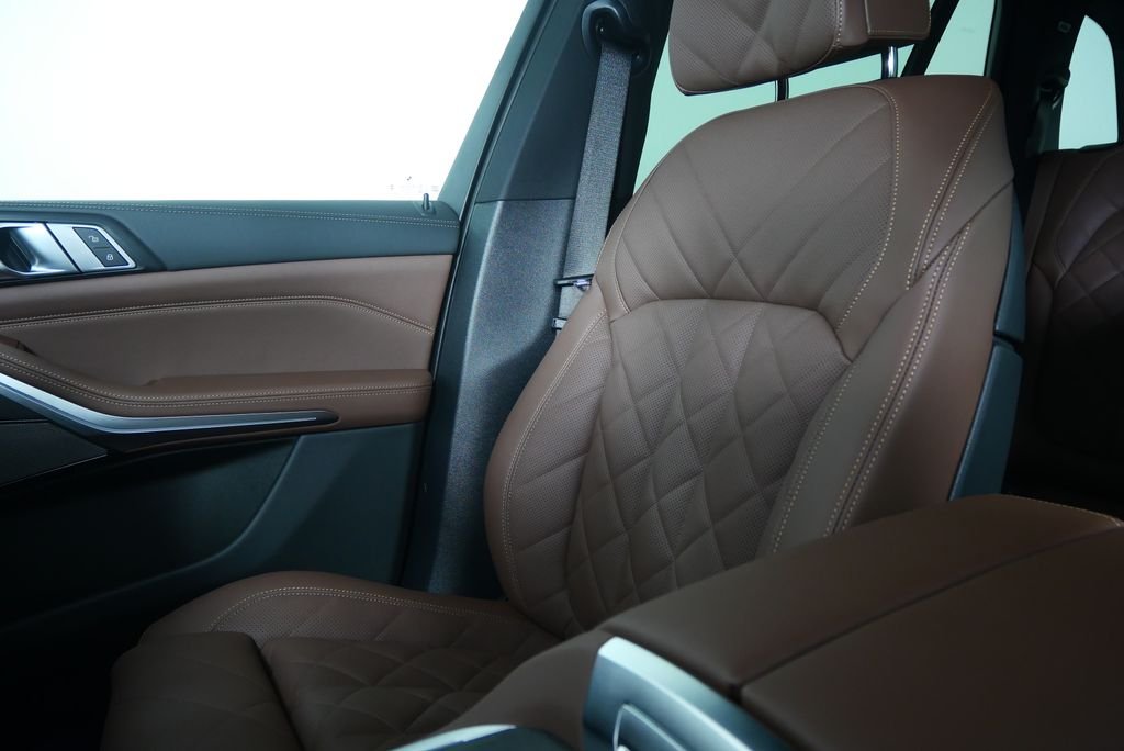 New 2026 Gray Metallic BMW sDrive40i image 22