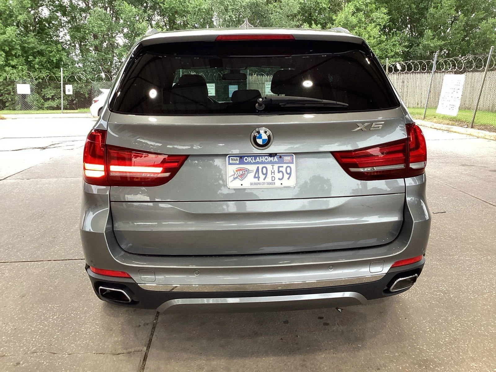 Used 2018 Space Gray Metallic BMW sDrive35i image 3
