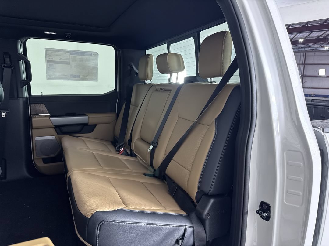 New 2026 Star White Metallic Tri-Coat Ford Lariat image 23