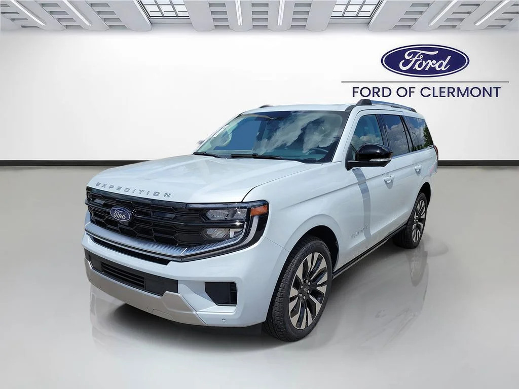 New 2026 Space Silver Metallic Ford Platinum® image 2