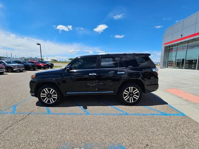 Used 2016 Midnight Black Metallic Toyota Limited image 9