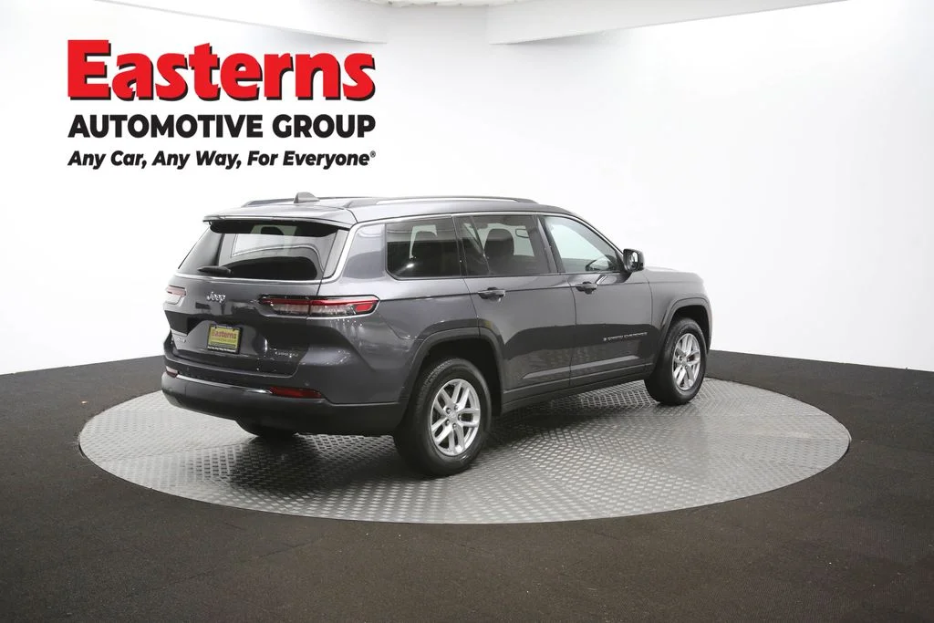 Used 2023 Gray Jeep Laredo image 43