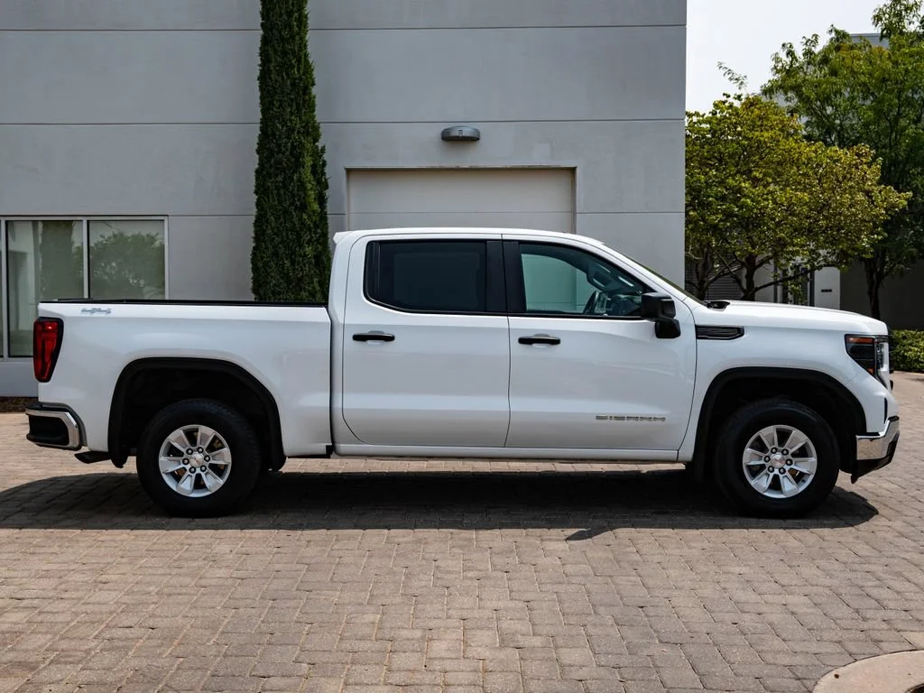 Used 2024 Summit White GMC Pro image 11