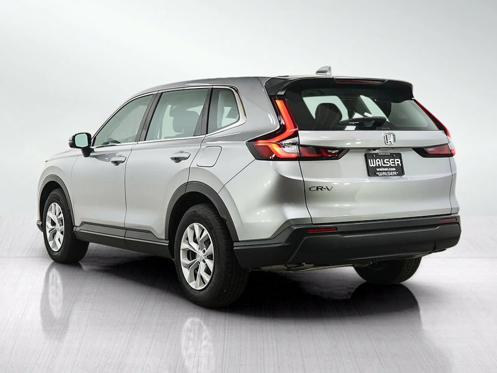 Used 2024 Silver Honda LX image 3