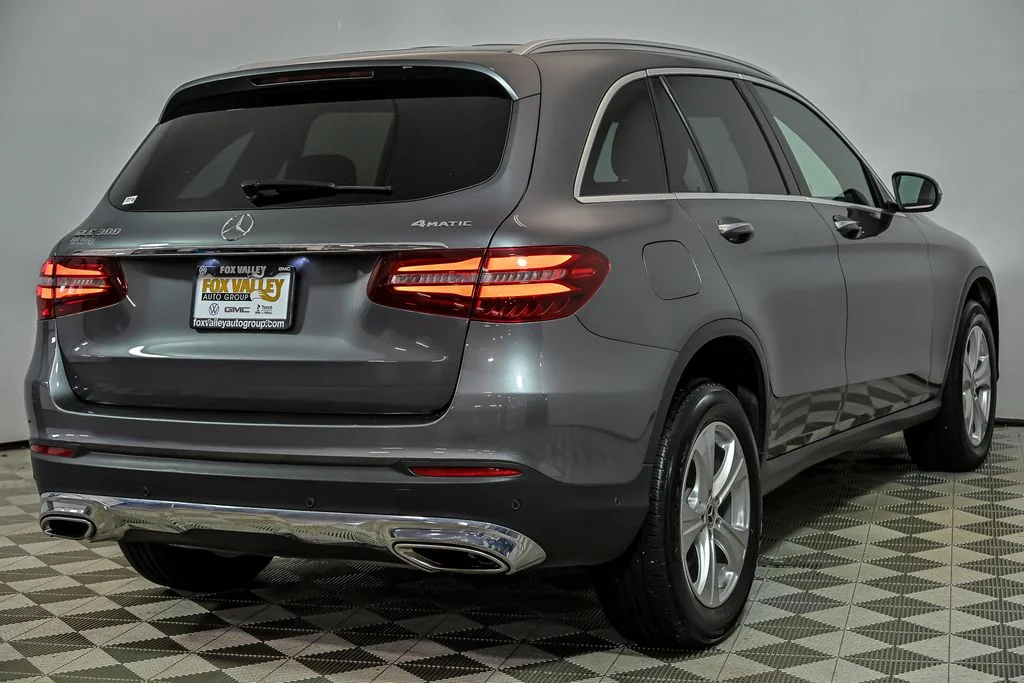 Used 2018  Mercedes-Benz GLC 300 image 8