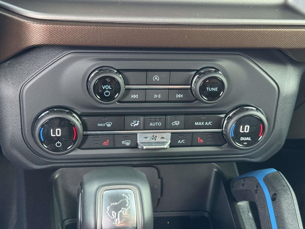 Used 2023 Green Ford Outer Banks image 5