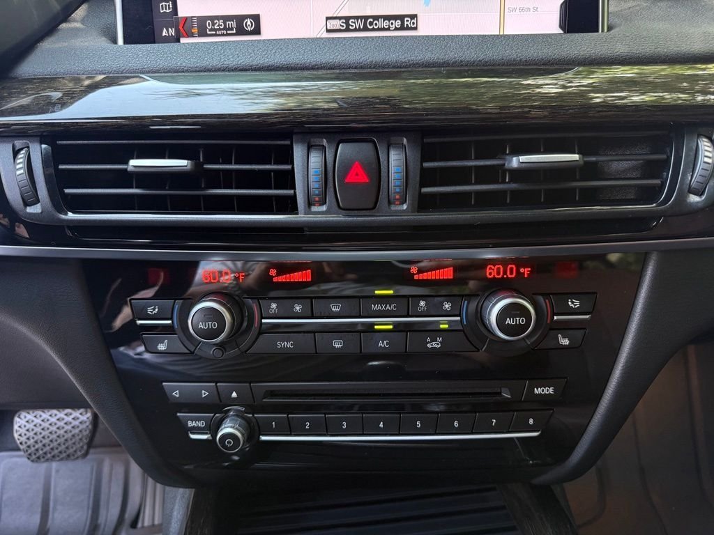 Used 2018 Blue BMW xDrive35i image 18
