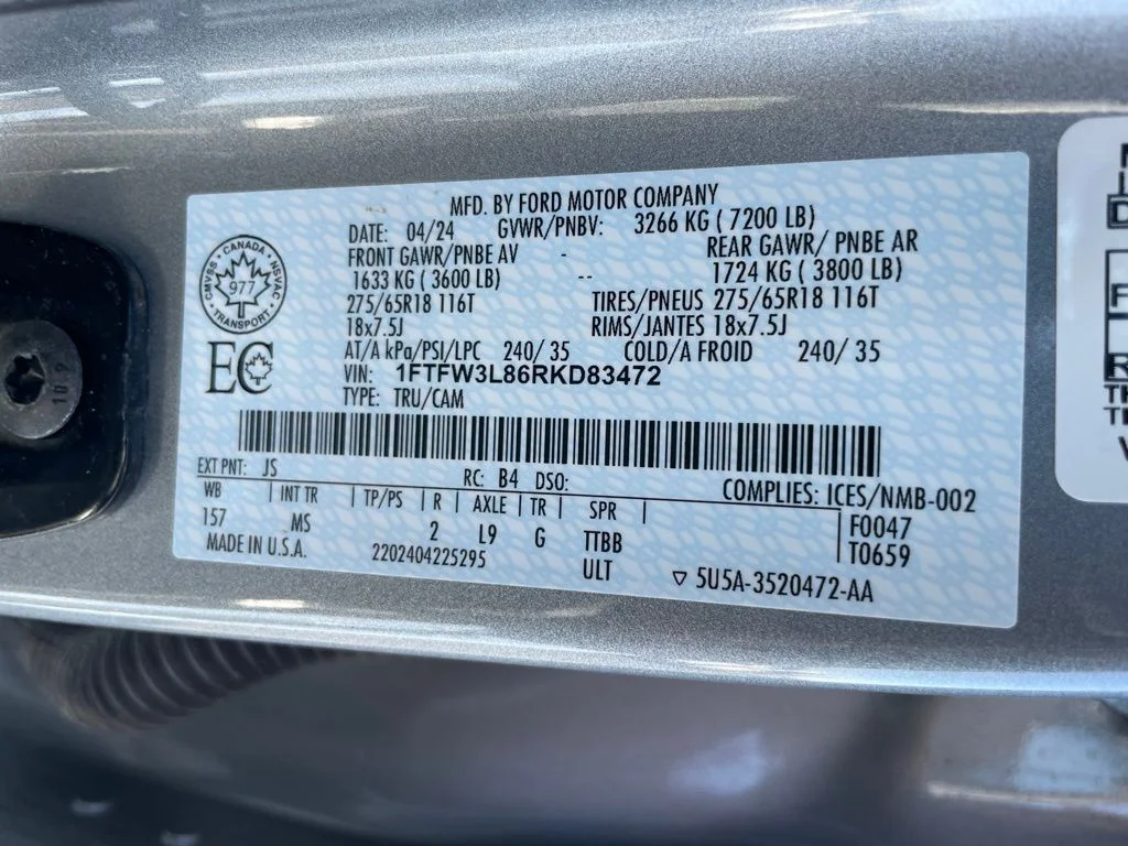 Used 2024 Silver Ford XLT image 43
