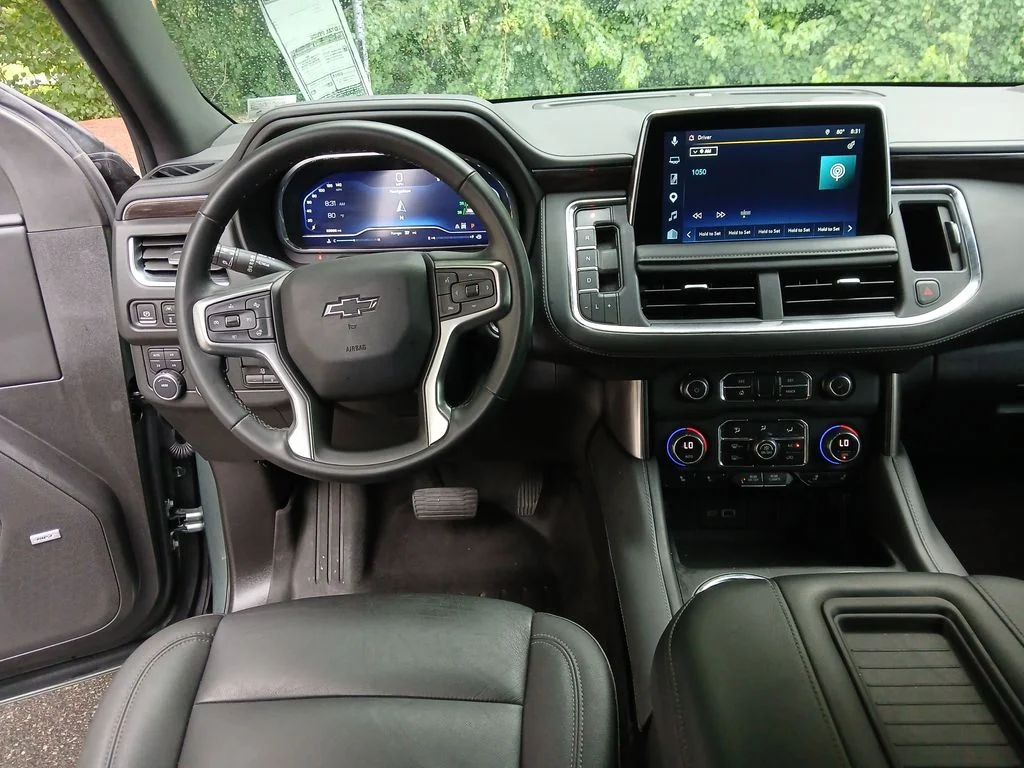 Used 2023 Green Chevrolet Z71 image 21