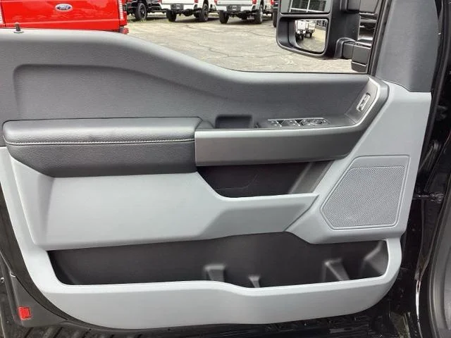 New 2026 Agate Black Metallic Ford F-350® XLT image 22