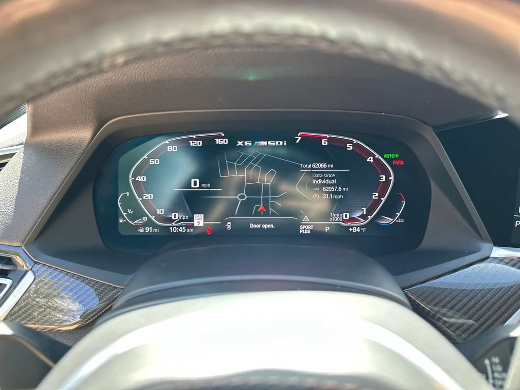 Used 2022  BMW M50i image 26