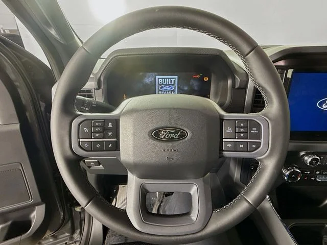 New 2026 Carbonized Gray Metallic Ford XLT image 11