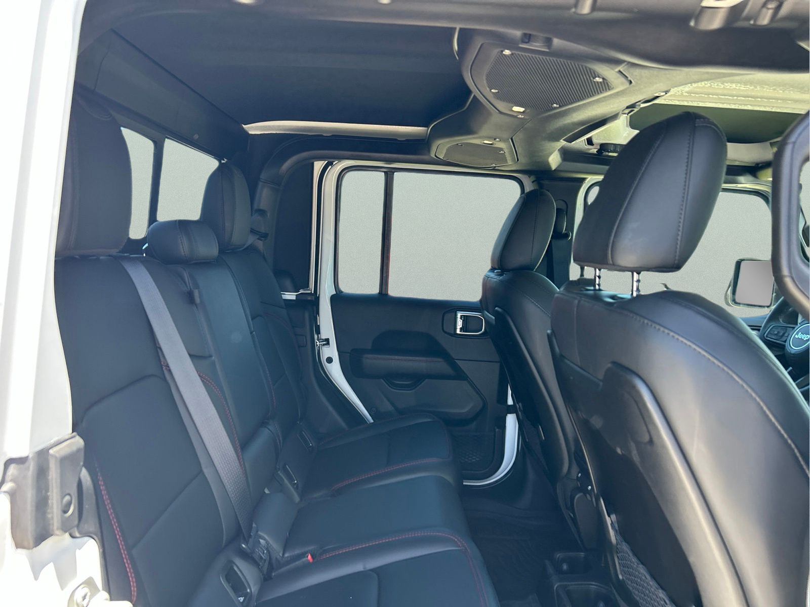 Used 2025 White Jeep Rubicon image 11